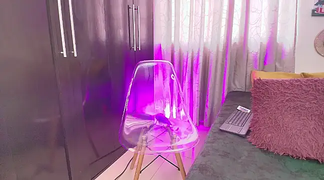 Snapshot of thiagowes chatting on 13, 12, 2024 thiagowes online show from 13, 12, 2024