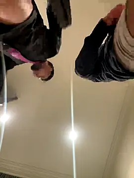 Snapshot of thiagowes chatting on 27, 11, 2025 thiagowes online show from 27, 11, 2025