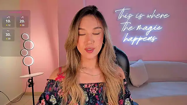 RebeccaHudson online show from 30, 10, 2025