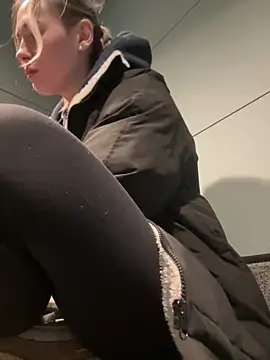 Snapshot of M1ssyk1ssy chatting on 9, 1, 2025 M1ssyk1ssy online show from 9, 1, 2025