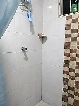 Snapshot of Ari_Alexa444 chatting on 14, 11, 2025 Ari Alexa444 online show from 14, 11, 2025