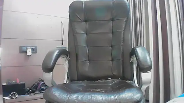 Snapshot of collage_hoty chatting on 19, 11, 2025 collage hoty online show from 19, 11, 2025