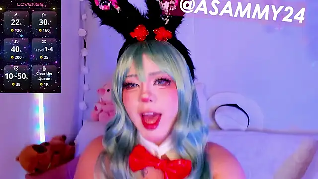 Lilith Asami online show from 13, 9, 2025