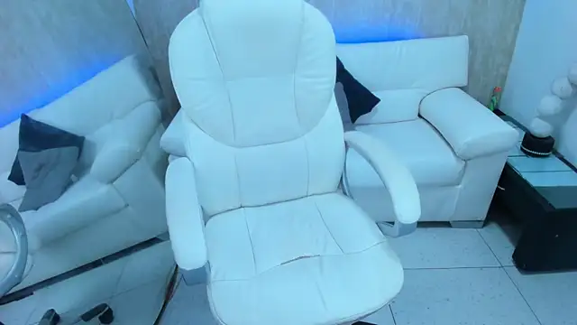 meggan 77 online show from 16, 1, 2025