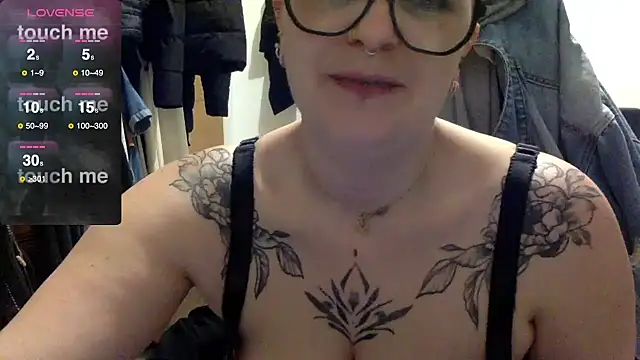 Snapshot of vanillesoumise chatting on 22, 3, 2025 vanillesoumise online show from 22, 3, 2025