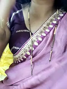 Snapshot of anuradha1432 chatting on 18, 9, 2025 anuradha1432 online show from 18, 9, 2025