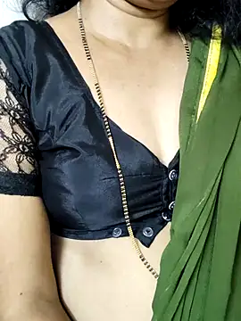 Snapshot of anuradha1432 chatting on 2, 11, 2025 anuradha1432 online show from 2, 11, 2025