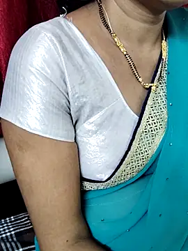 Snapshot of anuradha1432 chatting on 20, 11, 2025 anuradha1432 online show from 20, 11, 2025