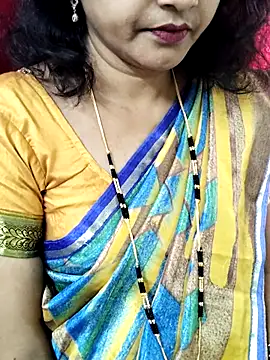 Snapshot of anuradha1432 chatting on 24, 11, 2025 anuradha1432 online show from 24, 11, 2025