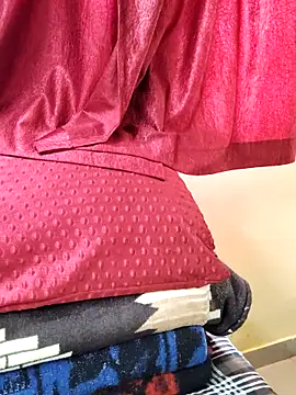 Snapshot of anuradha1432 chatting on 16, 12, 2025 anuradha1432 online show from 16, 12, 2025