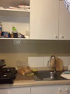 WhiteWomen online show from 10, 11, 2025