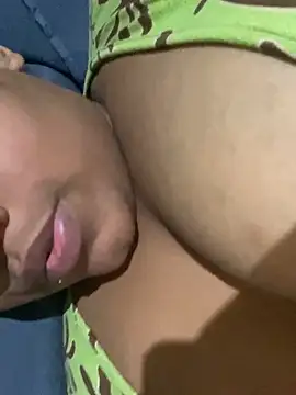 Snapshot of vic_pretynhaa chatting on 21, 1, 2025 vic pretynhaa online show from 21, 1, 2025