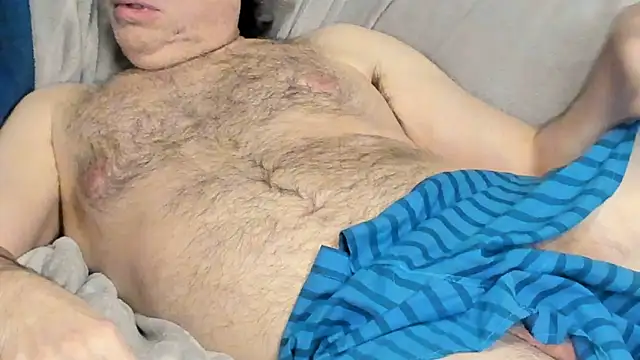 Snapshot of MidwestDadbod chatting on 15, 10, 2025 MidwestDadbod online show from 15, 10, 2025