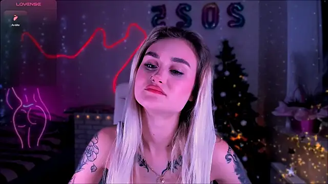 Snapshot of _Ravenaa chatting on 10, 1, 2025 Ravenaa online show from 10, 1, 2025