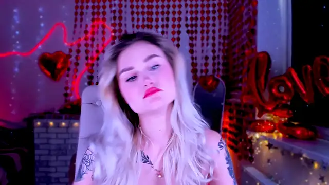 Snapshot of _Ravenaa chatting on 26, 2, 2025 Ravenaa online show from 26, 2, 2025