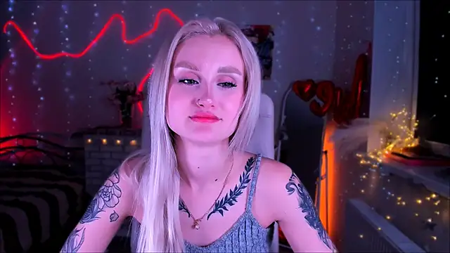 Snapshot of _Ravenaa chatting on 14, 3, 2025 Ravenaa online show from 14, 3, 2025