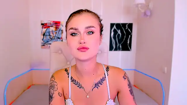 Snapshot of _Ravenaa chatting on 22, 9, 2025 Ravenaa online show from 22, 9, 2025