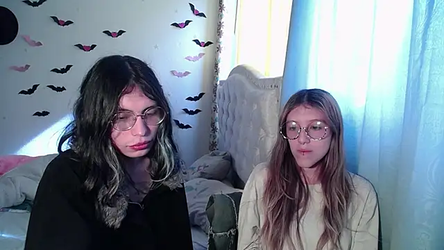 Snapshot of BRIAR_AND_BLAIR chatting on 15, 9, 2025 BRIAR AND BLAIR online show from 15, 9, 2025