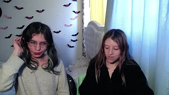 Snapshot of BRIAR_AND_BLAIR chatting on 29, 9, 2025 BRIAR AND BLAIR online show from 29, 9, 2025