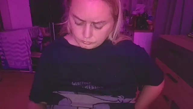 Snapshot of Meliss_Official9 chatting on 14, 3, 2025 Meliss Official9 online show from 14, 3, 2025