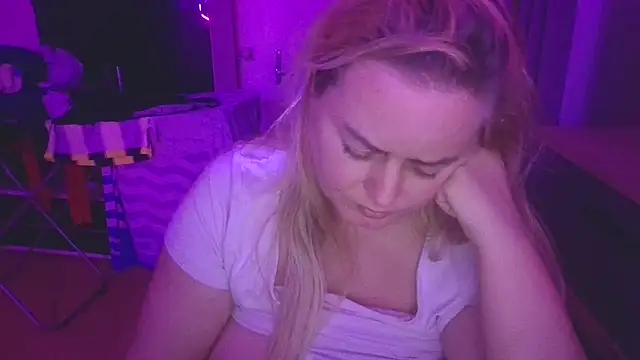 Snapshot of Meliss_Official9 chatting on 17, 3, 2025 Meliss Official9 online show from 17, 3, 2025