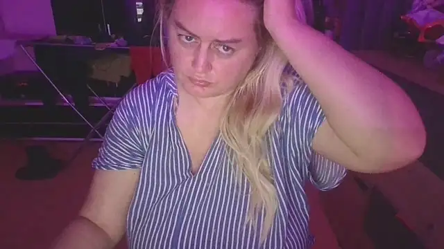 Snapshot of Meliss_Official9 chatting on 22, 3, 2025 Meliss Official9 online show from 22, 3, 2025