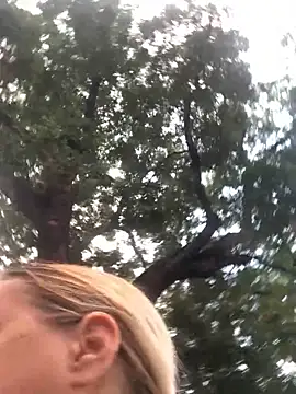 Snapshot of Meliss_Official9 chatting on 7, 10, 2025 Meliss Official9 online show from 7, 10, 2025