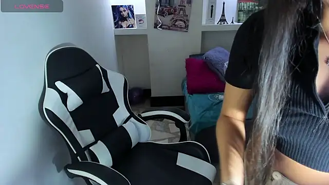 Catalehia Milk online show from 6, 10, 2025