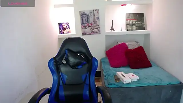 Catalehia Milk online show from 8, 11, 2025