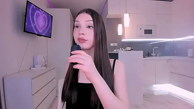 Snapshot of sharon_forever chatting on 4, 11, 2025 sharon forever online show from 4, 11, 2025