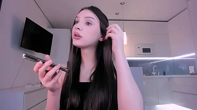 Snapshot of sharon_forever chatting on 19, 11, 2025 sharon forever online show from 19, 11, 2025