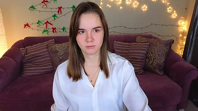 Snapshot of LindaRobertz chatting on 6, 1, 2025 LindaRobertz online show from 6, 1, 2025