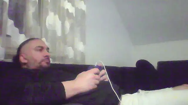 Snapshot of NewyorkDimi chatting on 27, 2, 2025 NewyorkDimi online show from 27, 2, 2025