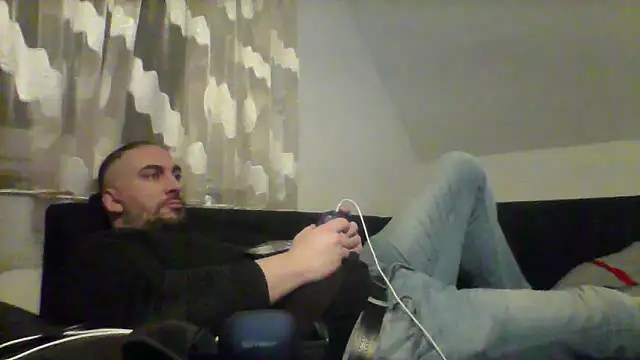 Snapshot of NewyorkDimi chatting on 1, 3, 2025 NewyorkDimi online show from 1, 3, 2025