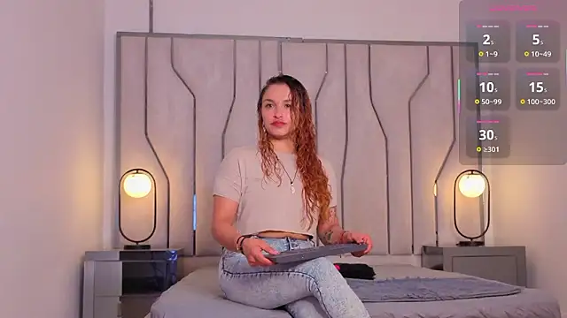 MAISE HILL1 online show from 14, 3, 2026