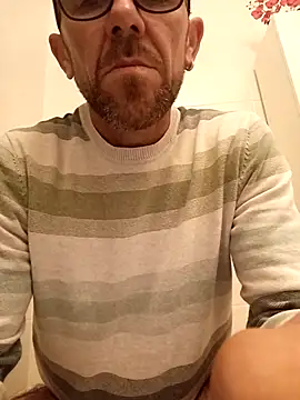 Snapshot of jonyfree1978 chatting on 26, 10, 2025 jonyfree1978 online show from 26, 10, 2025