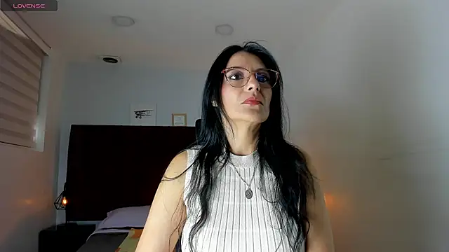 Snapshot of Zuzana21 chatting on 18, 3, 2025 Zuzana21 online show from 18, 3, 2025
