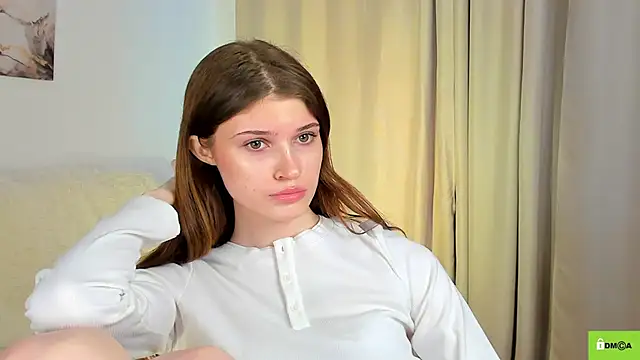 Hello Vivienne online show from 8, 12, 2024