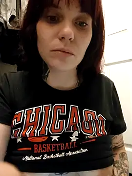 Snapshot of Mercedez_BaBy chatting on 4, 2, 2025 Mercedez BaBy online show from 4, 2, 2025