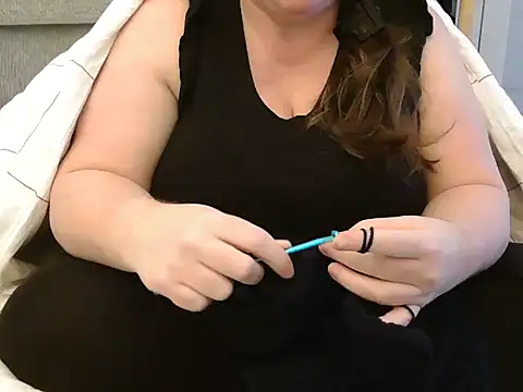 MarthaBriest online show from 9, 2, 2025