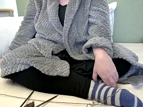 MarthaBriest online show from 11, 4, 2026