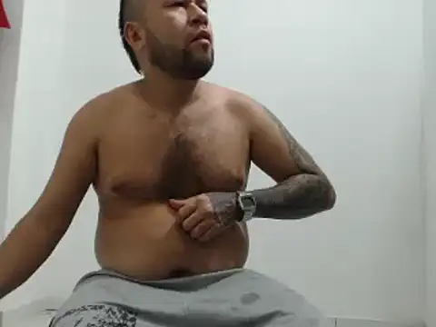 Snapshot of very2_sexy chatting on 10, 12, 2024 very2 sexy online show from 10, 12, 2024