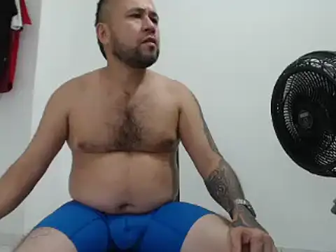 Snapshot of very2_sexy chatting on 10, 12, 2024 very2 sexy online show from 10, 12, 2024