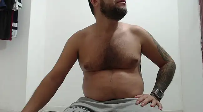 Snapshot of very2_sexy chatting on 8, 2, 2025 very2 sexy online show from 8, 2, 2025