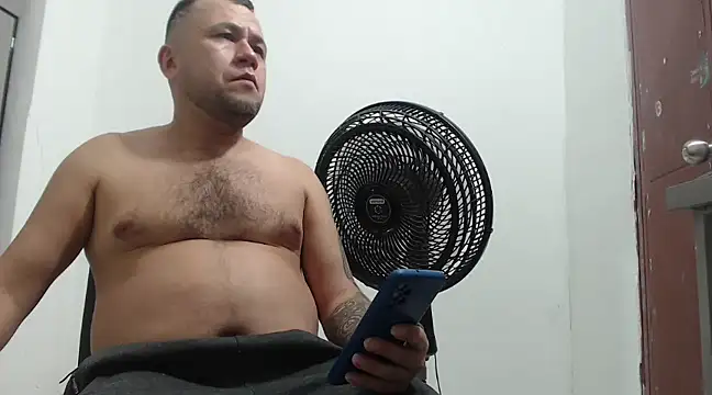 Snapshot of very2_sexy chatting on 16, 3, 2025 very2 sexy online show from 16, 3, 2025