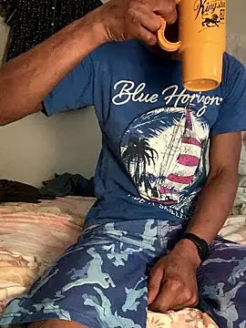 Snapshot of Johnras121 chatting on 14, 1, 2026 Johnras121 online show from 14, 1, 2026