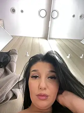 Tisha Busty online show from 18, 1, 2025