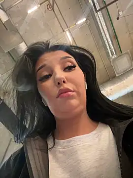 Tisha Busty online show from 20, 9, 2025