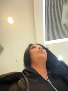 Tisha Busty online show from 5, 3, 2026