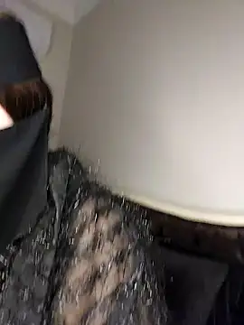 -Arab milf- online show from 26, 12, 2024